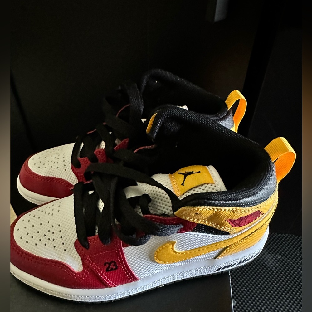 Kids Jordan 1s -Size 12